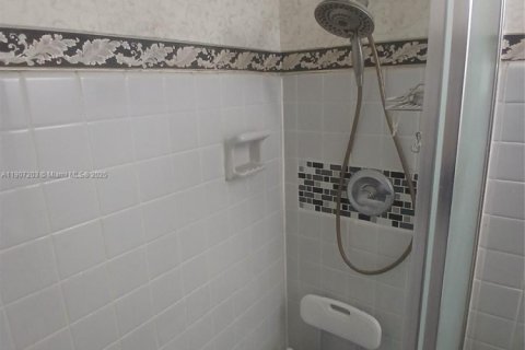 Copropriété à vendre à Fort Lauderdale, Floride: 2 chambres, 78.97 m2 № 1963486 - photo 18