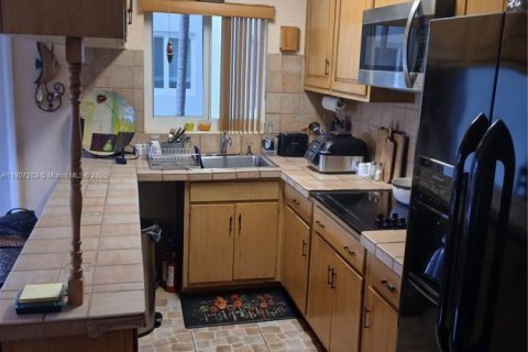 Copropriété à vendre à Fort Lauderdale, Floride: 2 chambres, 78.97 m2 № 1963486 - photo 4
