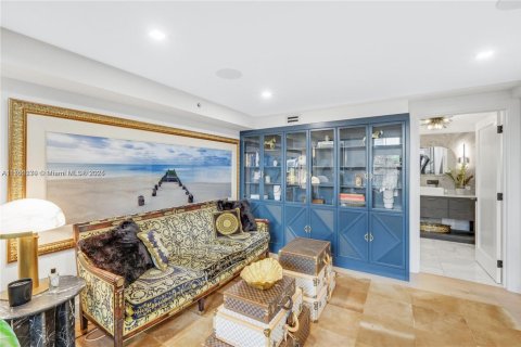 Condo in West Palm Beach, Florida, 3 bedrooms  № 1461031 - photo 17