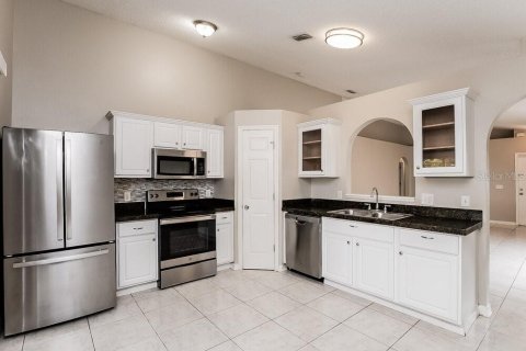 Casa en alquiler en Orlando, Florida, 4 dormitorios, 136.66 m2 № 1903328 - foto 5
