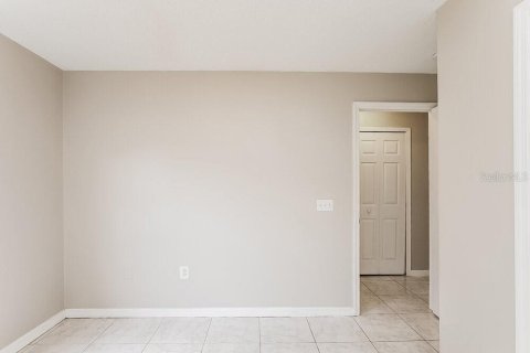 Casa en alquiler en Orlando, Florida, 4 dormitorios, 136.66 m2 № 1903328 - foto 13