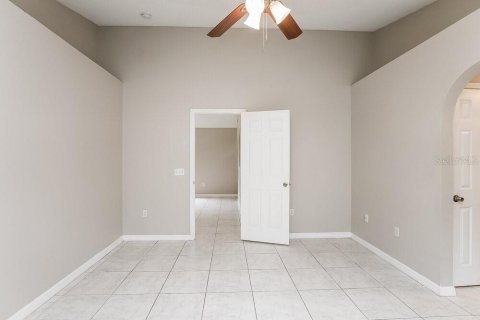 Casa en alquiler en Orlando, Florida, 4 dormitorios, 136.66 m2 № 1903328 - foto 8
