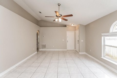 Casa en alquiler en Orlando, Florida, 4 dormitorios, 136.66 m2 № 1903328 - foto 4