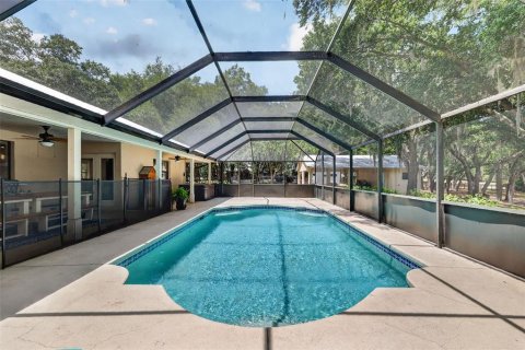 Villa ou maison à vendre à Leesburg, Floride: 4 chambres, 280.75 m2 № 2097464 - photo 2