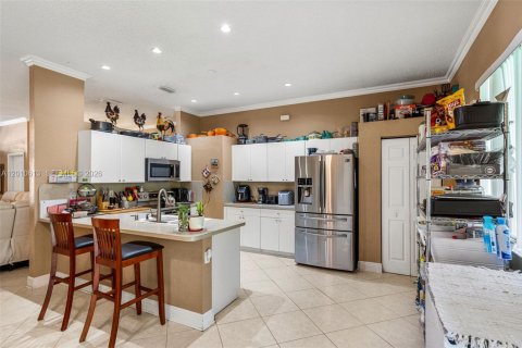 House in Homestead, Florida 4 bedrooms, 191.38 sq.m. № 2074677 - photo 16