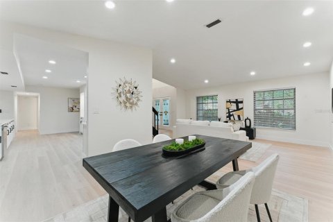 Villa ou maison à vendre à Palm Harbor, Floride: 4 chambres, 292.92 m2 № 1784585 - photo 5