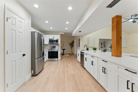 Villa ou maison à vendre à Palm Harbor, Floride: 4 chambres, 292.92 m2 № 1784585 - photo 10