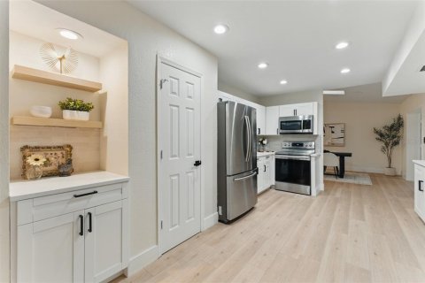 Villa ou maison à vendre à Palm Harbor, Floride: 4 chambres, 292.92 m2 № 1784585 - photo 9