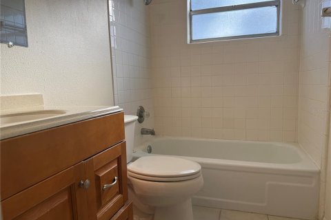 Villa ou maison à vendre à Lakeland, Floride: 3 chambres, 113.81 m2 № 2423862 - photo 8