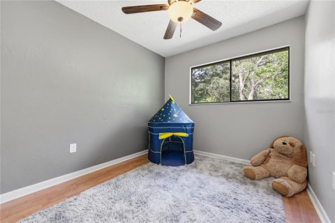 Townhouse in Gainesville, Florida 3 bedrooms, 109.25 sq.m. № 2102601 - photo 16