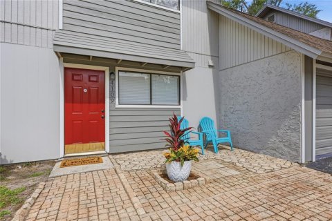 Townhouse in Gainesville, Florida 3 bedrooms, 109.25 sq.m. № 2102601