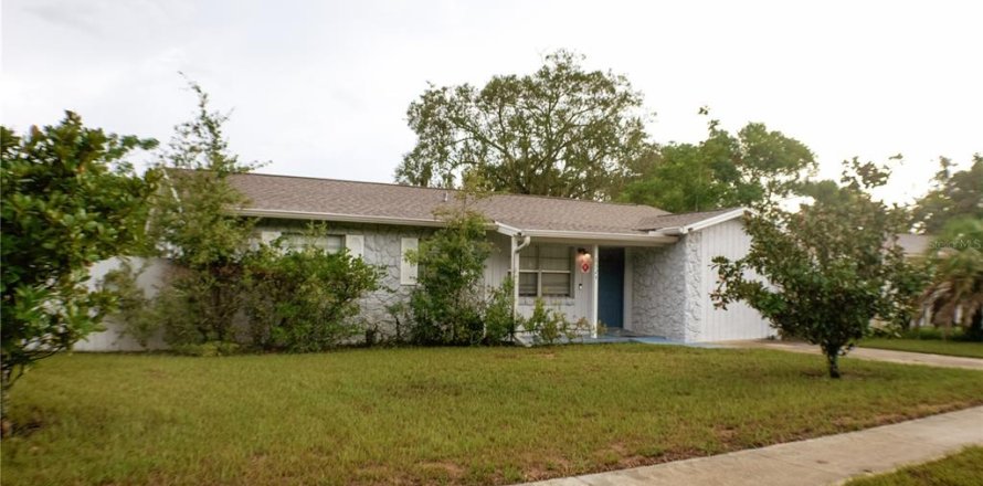 Villa ou maison à Orlando, Floride 3 chambres, 112.97 m2 № 2352397