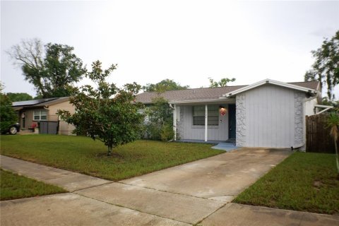 Villa ou maison à vendre à Orlando, Floride: 3 chambres, 112.97 m2 № 2352397 - photo 2