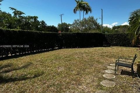 Villa ou maison à louer à Biscayne Park, Floride: 2 chambres, 223.89 m2 № 2168180 - photo 9