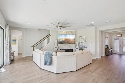 House in Fish Hawk, Florida 5 bedrooms, 326.83 sq.m. № 2151998 - photo 15