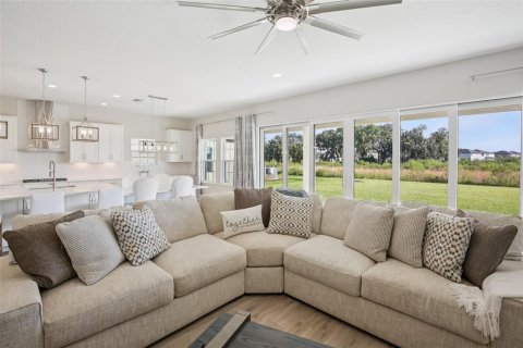 House in Fish Hawk, Florida 5 bedrooms, 326.83 sq.m. № 2151998 - photo 16