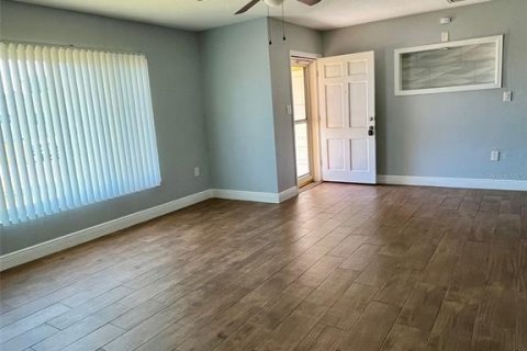 Casa en alquiler en DeBary, Florida, 3 dormitorios, 110 m2 № 2094368 - foto 2