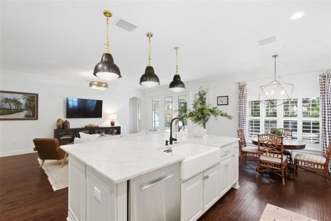Casa en venta en Tampa, Florida, 5 dormitorios, 337.79 m2 № 2384495 - foto 20