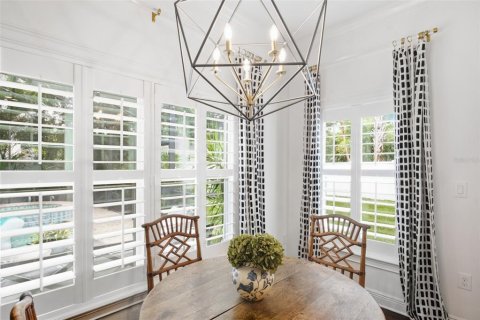Casa en venta en Tampa, Florida, 5 dormitorios, 337.79 m2 № 2384495 - foto 14