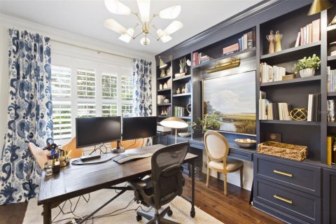 Casa en venta en Tampa, Florida, 5 dormitorios, 337.79 m2 № 2384495 - foto 29