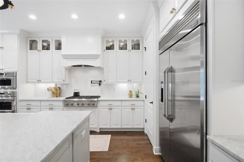 Casa en venta en Tampa, Florida, 5 dormitorios, 337.79 m2 № 2384495 - foto 17