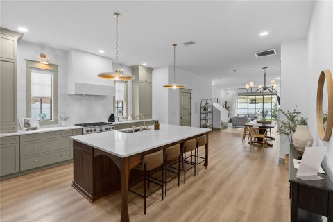 Touwnhouse à vendre à Tampa, Floride: 4 chambres, 299.33 m2 № 2324983 - photo 9