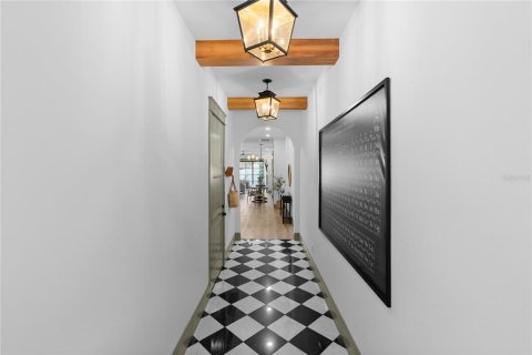 Touwnhouse à vendre à Tampa, Floride: 4 chambres, 299.33 m2 № 2324983 - photo 8
