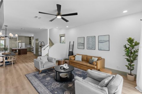 Touwnhouse à vendre à Tampa, Floride: 4 chambres, 299.33 m2 № 2324983 - photo 16
