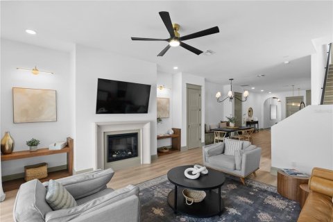 Touwnhouse à vendre à Tampa, Floride: 4 chambres, 299.33 m2 № 2324983 - photo 17