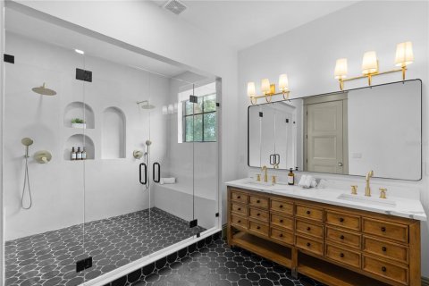 Touwnhouse à vendre à Tampa, Floride: 4 chambres, 299.33 m2 № 2324983 - photo 24