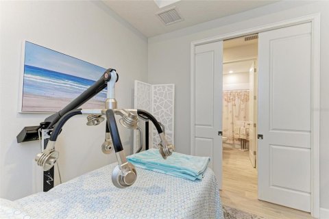 House in Bradenton, Florida 2 bedrooms, 144.74 sq.m. № 1915704 - photo 29