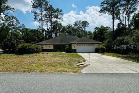 Casa en venta en Citrus Springs, Florida, 3 dormitorios, 171.31 m2 № 1662333 - foto 1