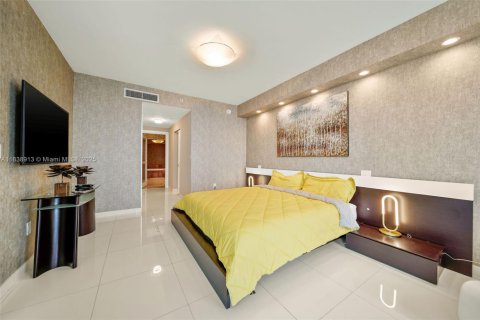 Copropriété à louer à Sunny Isles Beach, Floride: 3 chambres, 205.69 m2 № 1830872 - photo 19