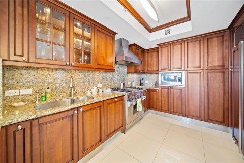 Copropriété à louer à Sunny Isles Beach, Floride: 3 chambres, 205.69 m2 № 1830872 - photo 18