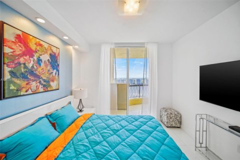 Copropriété à louer à Sunny Isles Beach, Floride: 3 chambres, 205.69 m2 № 1830872 - photo 28