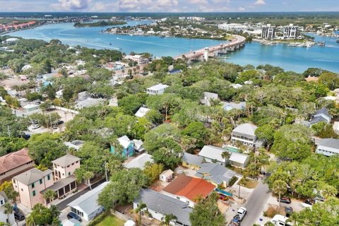 House in New Smyrna Beach, Florida 2 bedrooms, 44.59 sq.m. № 1719093 - photo 9