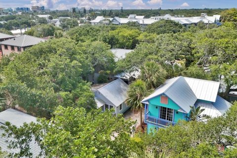 House in New Smyrna Beach, Florida 2 bedrooms, 44.59 sq.m. № 1719093 - photo 3