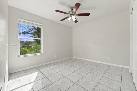Casa en venta en Vero Beach, Florida, 3 dormitorios, 107.4 m2 № 2383234 - foto 9