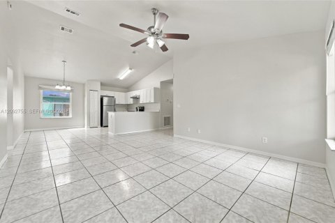 Casa en venta en Vero Beach, Florida, 3 dormitorios, 107.4 m2 № 2383234 - foto 20