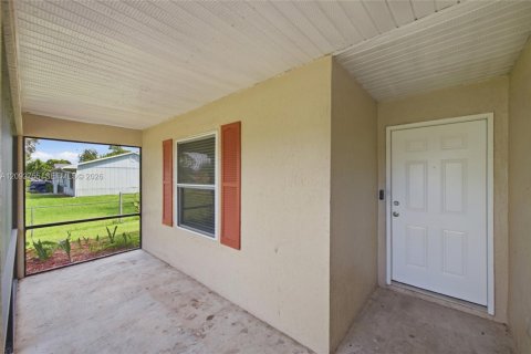 Casa en venta en Vero Beach, Florida, 3 dormitorios, 107.4 m2 № 2383234 - foto 16