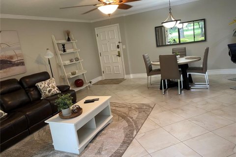 Copropriété à louer à Palm Harbor, Floride: 1 chambre, 76.64 m2 № 2103180 - photo 12