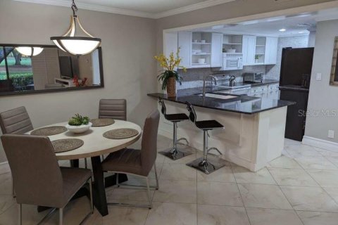 Copropriété à louer à Palm Harbor, Floride: 1 chambre, 76.64 m2 № 2103180 - photo 10