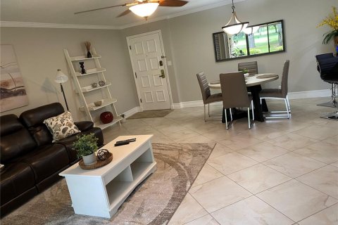 Copropriété à louer à Palm Harbor, Floride: 1 chambre, 76.64 m2 № 2103180 - photo 8