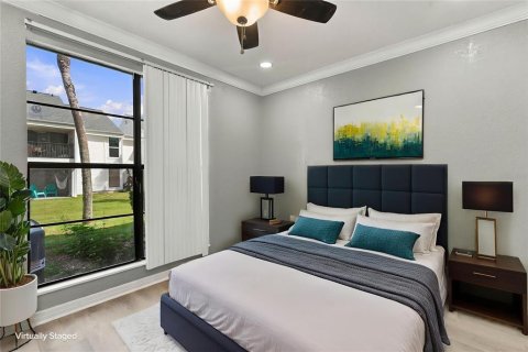 Condo in Tarpon Springs, Florida, 4 bedrooms  № 2395918 - photo 10