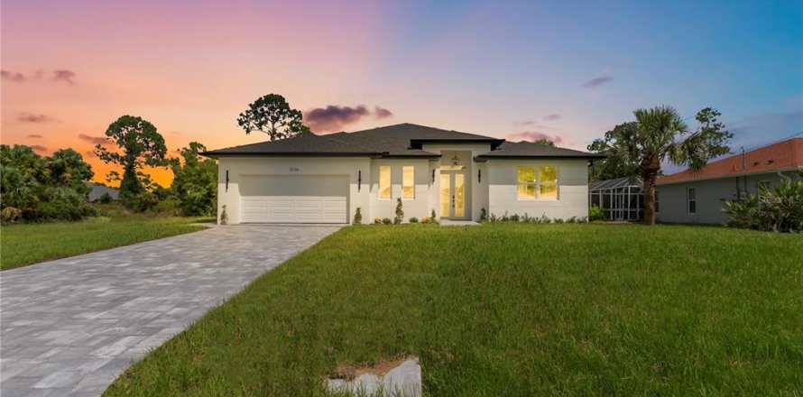 Villa ou maison à North Port, Floride 4 chambres, 223.06 m2 № 2148268
