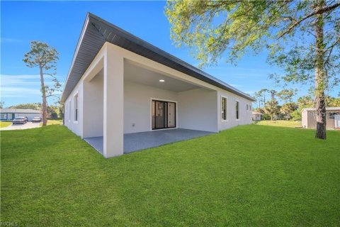 Villa ou maison à vendre à North Port, Floride: 4 chambres, 223.06 m2 № 2148268 - photo 24