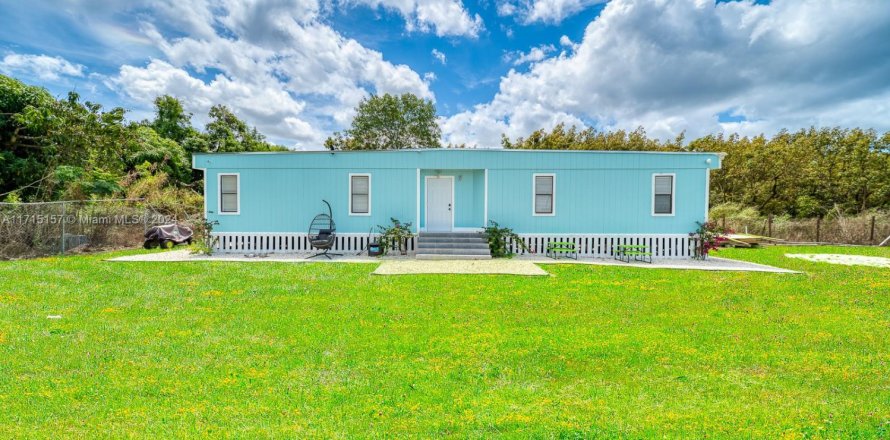 Appartement à Miami-Dade, Floride 2 chambres, 92.9 m2 № 1984889