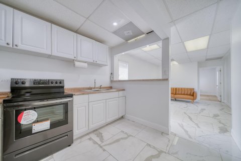 Appartement à louer à Miami-Dade, Floride: 2 chambres, 92.9 m2 № 1984889 - photo 30