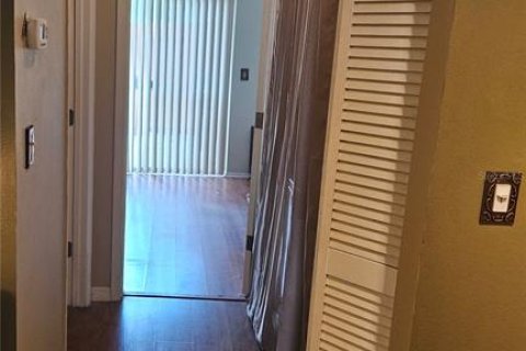 Villa ou maison à vendre à Palm Harbor, Floride: 1 chambre, 65.68 m2 № 1915482 - photo 8