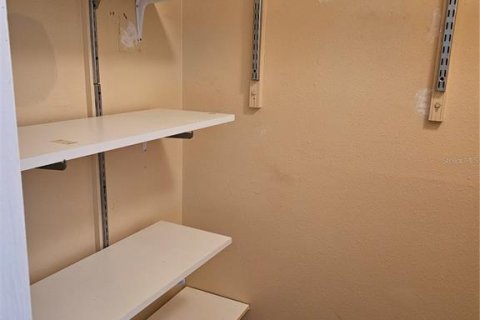 Villa ou maison à vendre à Palm Harbor, Floride: 1 chambre, 65.68 m2 № 1915482 - photo 18